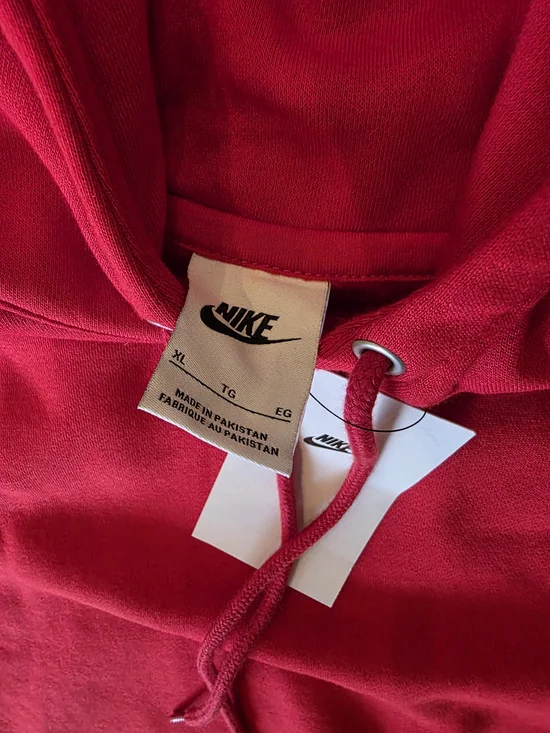 Nike Men's Red Pullover Hoodie - Picture 4 of 4
